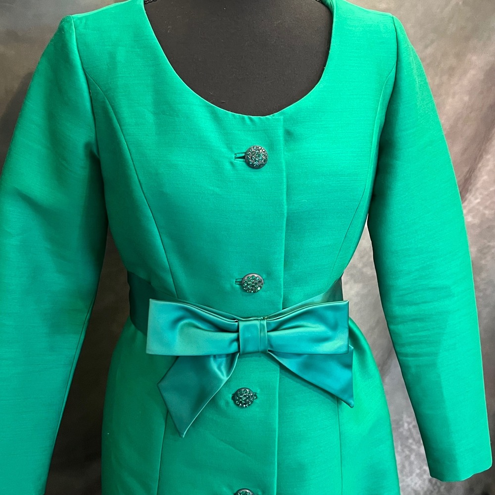 Vintage 1959–62 Emerald Shantung Cocktail Coat Crystal Buttons & Satin Bow‎ Belt - Picture 2 of 9